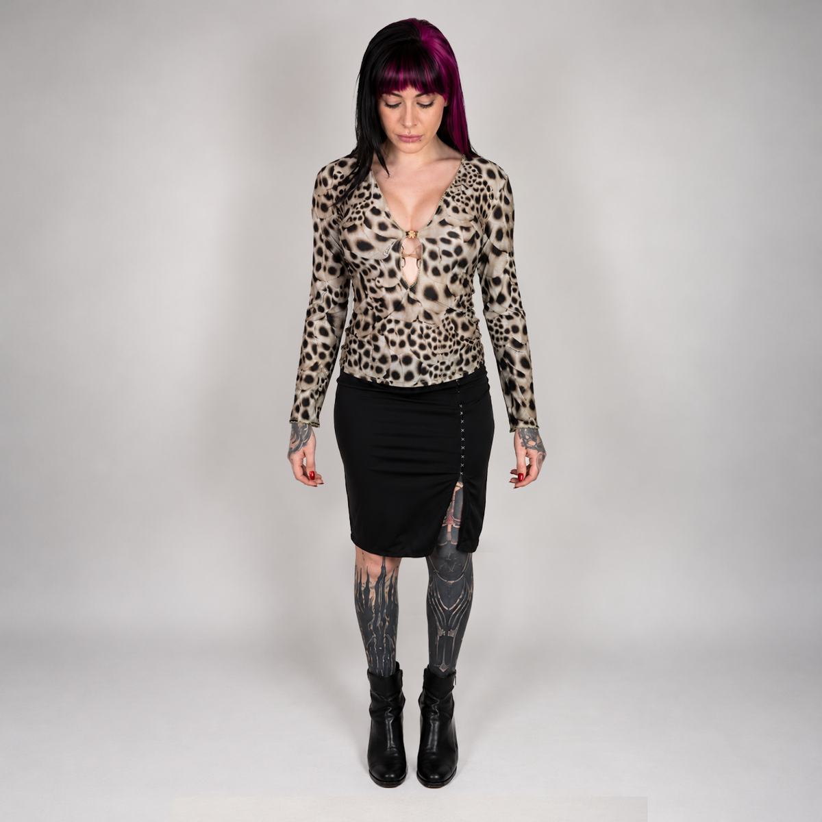 Roberto Cavalli 2000's Long Sleeve Dotted Feather Middle Gold Clasp